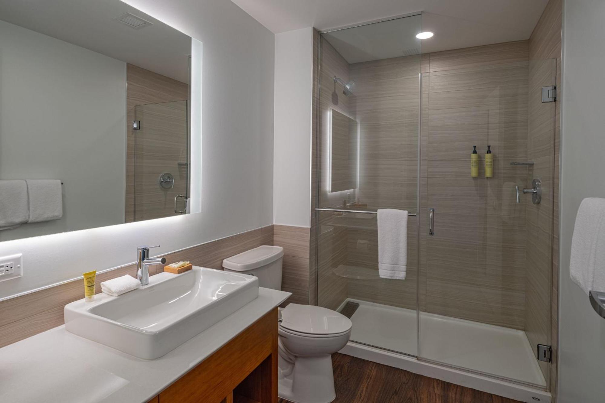 Element Colorado Springs Downtown Hotel Bagian luar foto