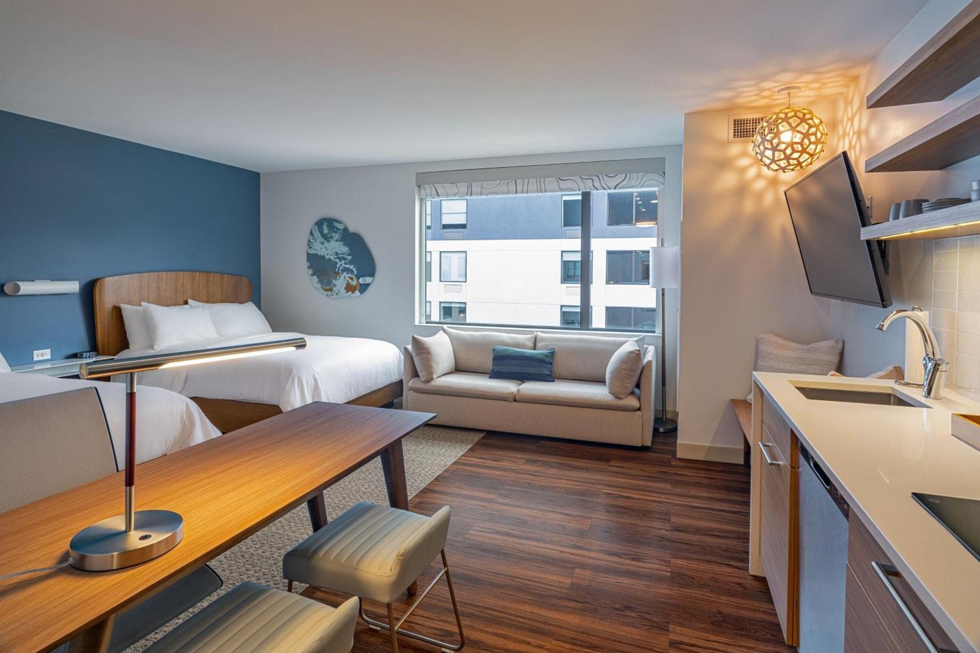 Element Colorado Springs Downtown Hotel Bagian luar foto