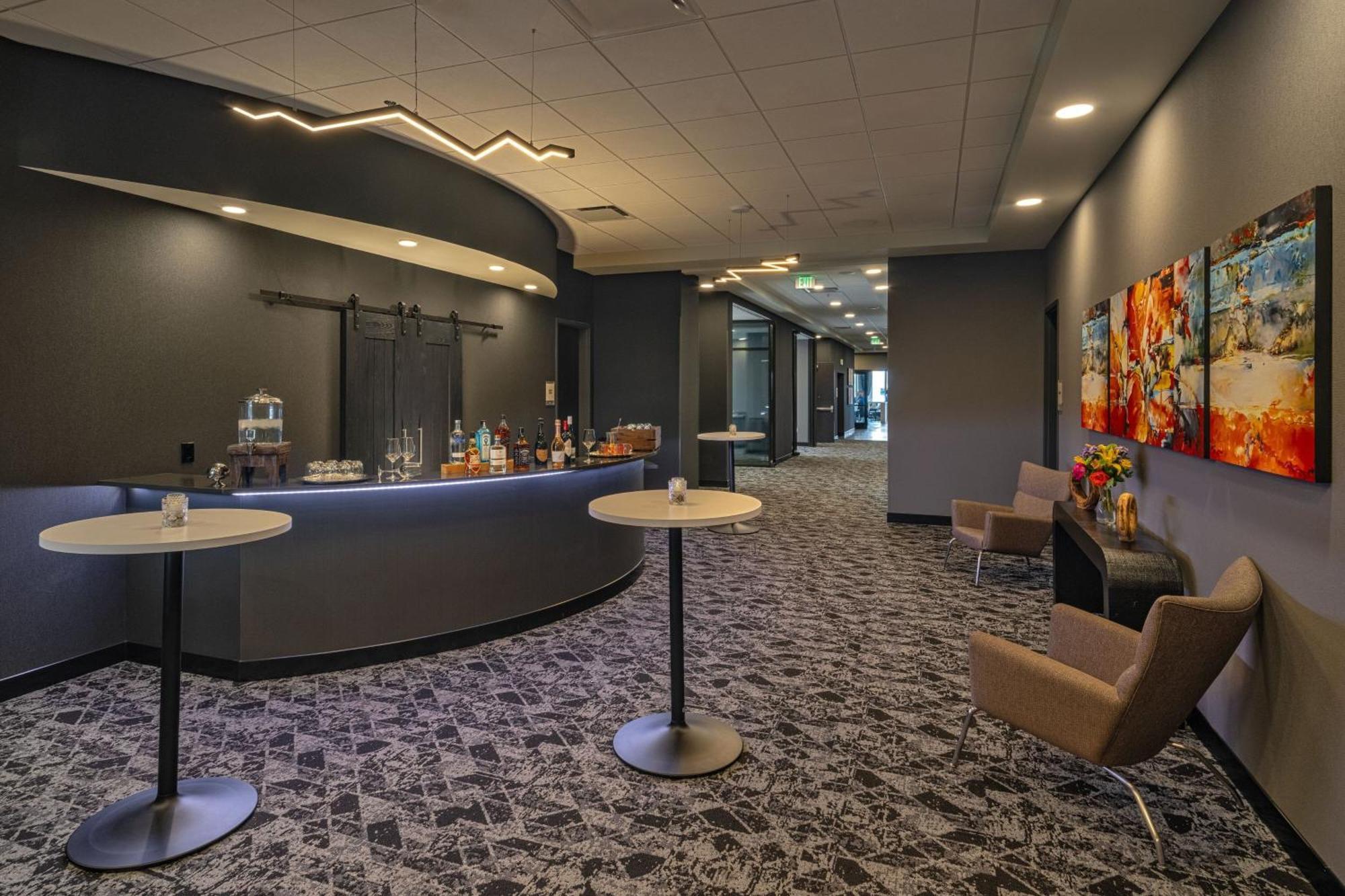 Element Colorado Springs Downtown Hotel Bagian luar foto