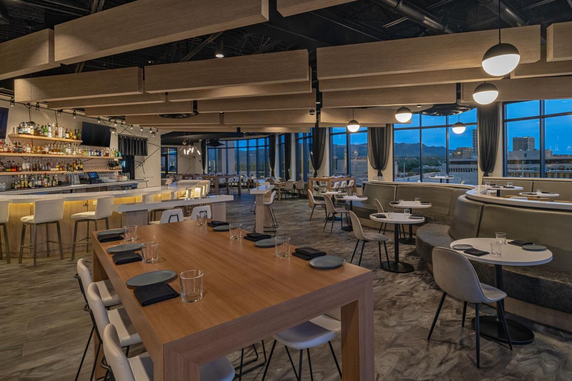 Element Colorado Springs Downtown Hotel Bagian luar foto